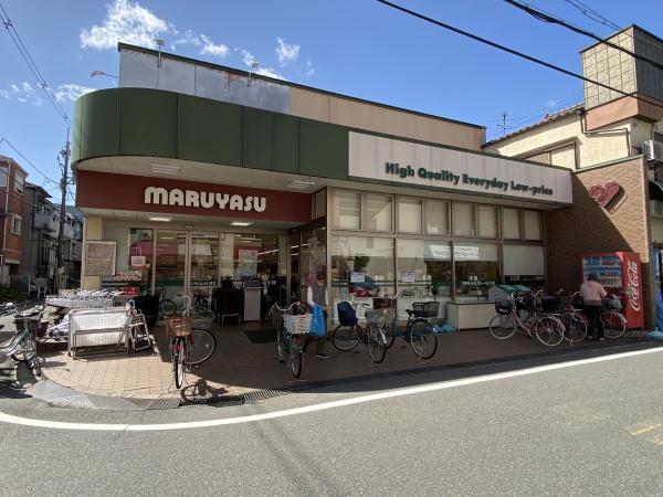 フジパレスタカシロ2番館 1F(スーパーマルヤス上牧店)