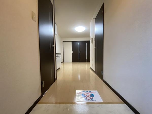 フジパレスタカシロ2番館　1F