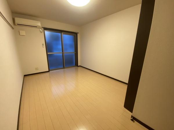 フジパレスタカシロ1番館　2F