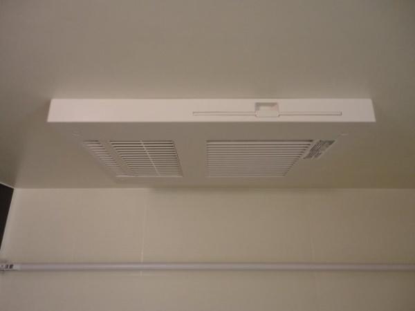 ルーヴル円明寺　1F