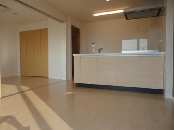 ルーヴル円明寺　1F