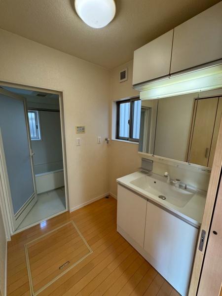 蔀屋新町貸家