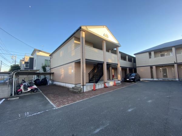 フジパレスタカシロ2番館　1F