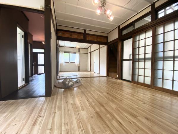丘の上にある春のLatorta（ラ・トルタ）