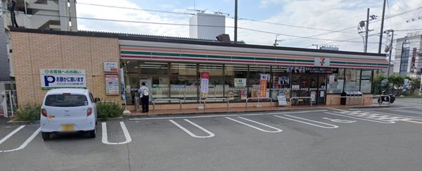 ルヴェール高槻(セブンイレブン高槻松川町店)