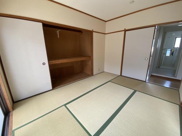 ロイヤルコーポ水無瀬　E棟　1F