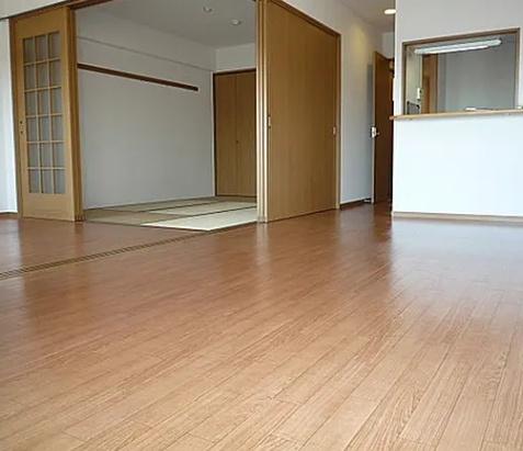 高槻市梶原４丁目のマンション