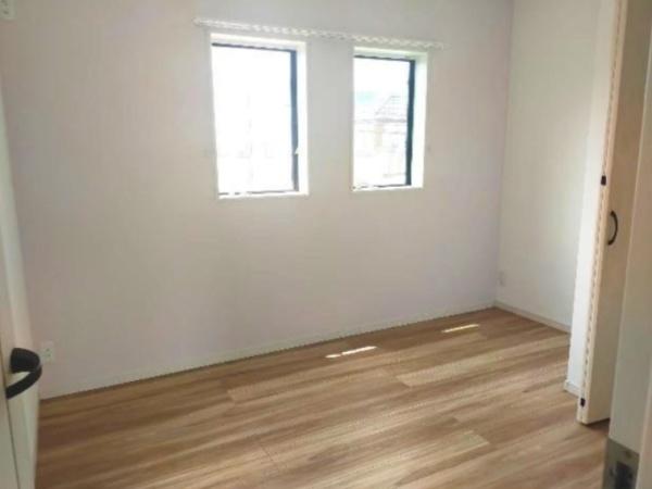 広瀬4丁目戸建貸家
