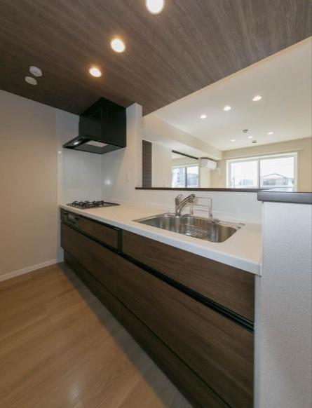 シャーメゾン　エヌーノ　２Ｆ