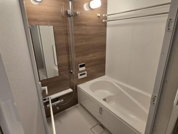 ウエリス島本　２Ｆ