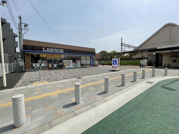 ウエリス島本　２Ｆ(ローソンJR島本駅西店)