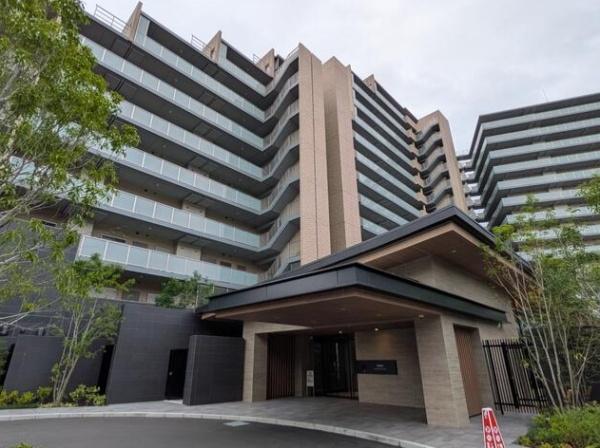 ウエリス島本 2F