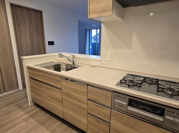 ウエリス島本　２Ｆ