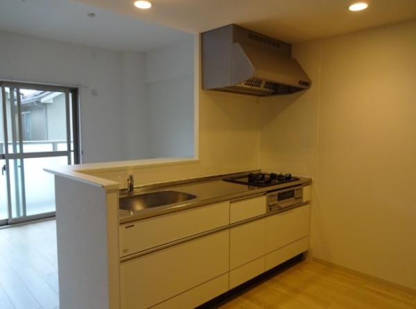 Ｌｅ　Ｖｅｒｔ高槻（ルヴェール高槻）4F