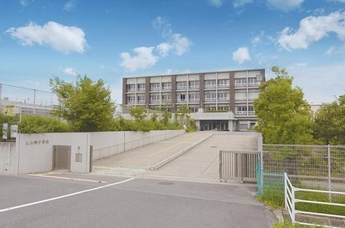 テラスハウス傍示木8-19(大山崎町立大山崎中学校)
