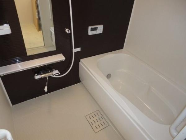 ルーヴル円明寺　2F