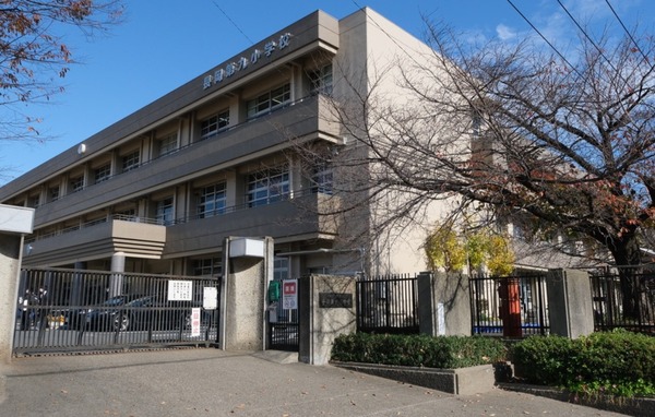 パークス長岡京　2F(長岡京市立長岡第九小学校)