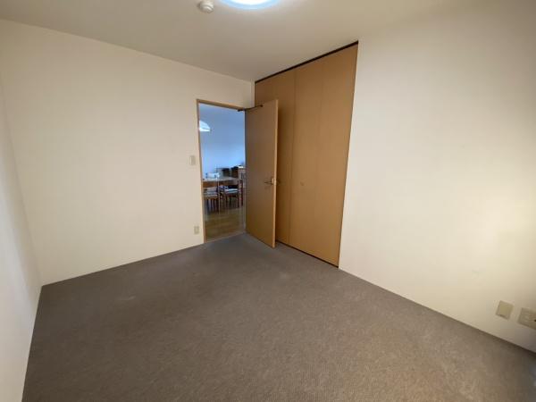 ユニハイム山崎8号棟8Ｆ