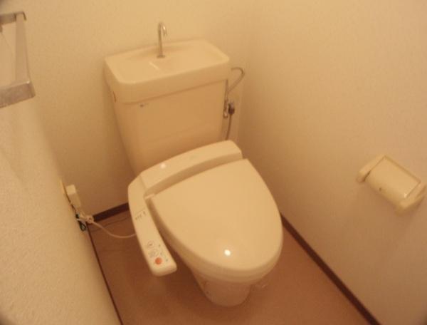 マンション晃苑　2F