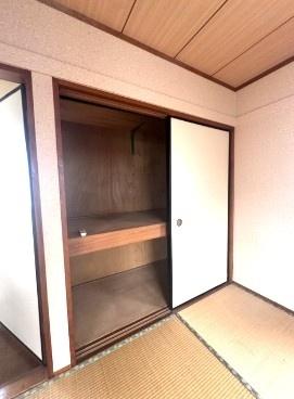 東上牧３丁目貸家
