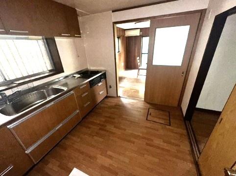 東上牧３丁目貸家