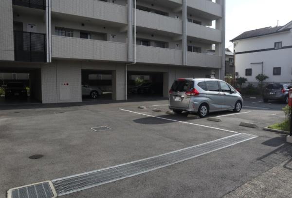 Ｌｅ　Ｖｅｒｔ高槻（ルヴェール高槻）3F