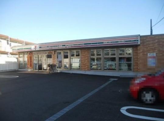 グリーンコート上牧　2Ｆ(セブンイレブン島本町青葉1丁目店)