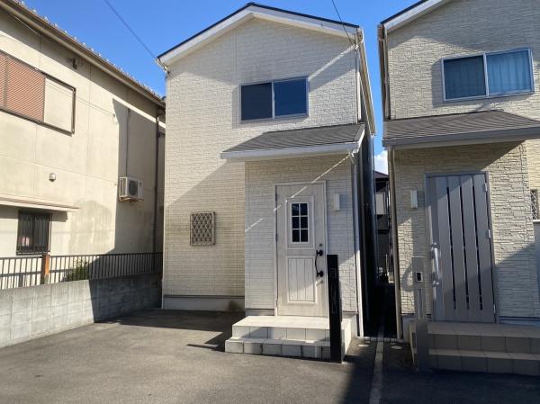 山崎一丁目貸家　東側
