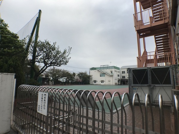 青葉マンション1号館(大田区立入新井第四小学校)