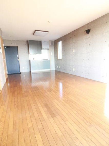 クレストコート