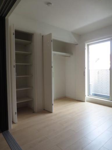 サンハイム佐藤参番館A棟