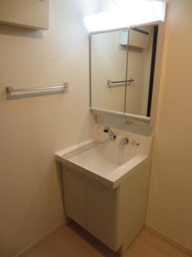 サンハイム佐藤参番館A棟