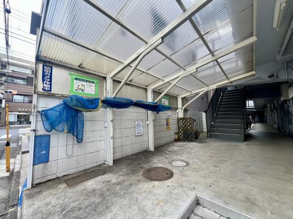 青葉マンション２号館