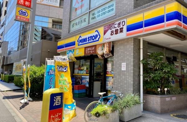 サンハイム佐藤参番館A棟(ミニストップ戸越駅前店)