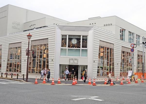 モコビル貸店舗(盛岡バスセンター)
