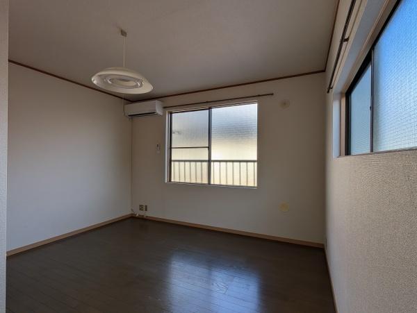 名須川グリーンハイツ