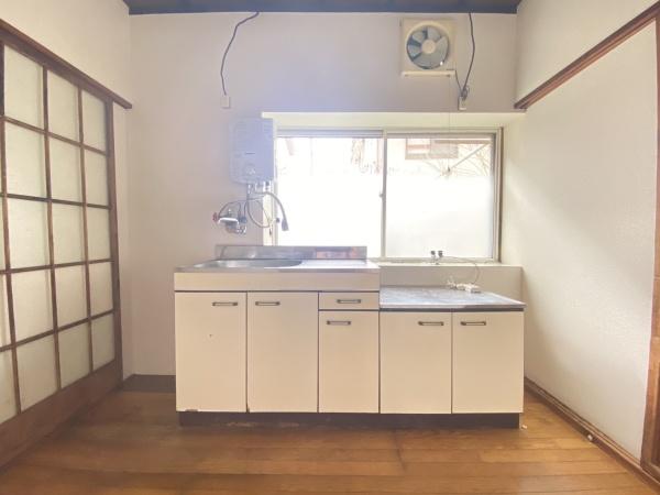 本町通3丁目貸家