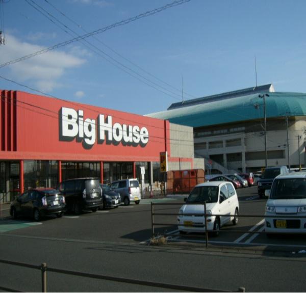 コンバウス盛南(ビッグハウスアイスアリーナ前店)