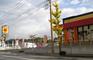 ディアス諏訪E(ドラッグストアモリ大村駅前店)