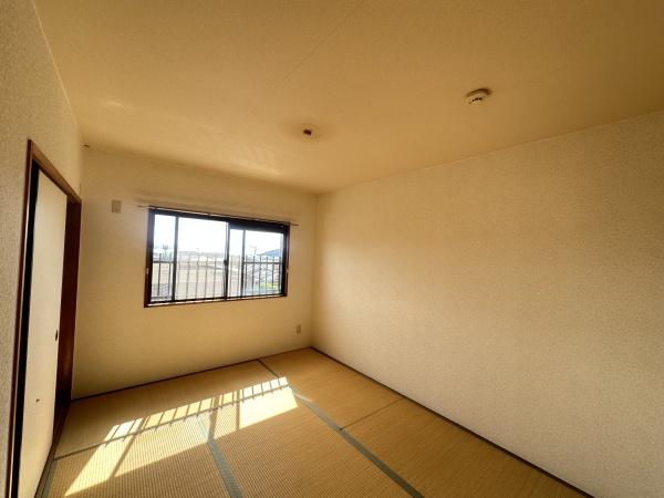 パレ・ロワイヤル弐番館
