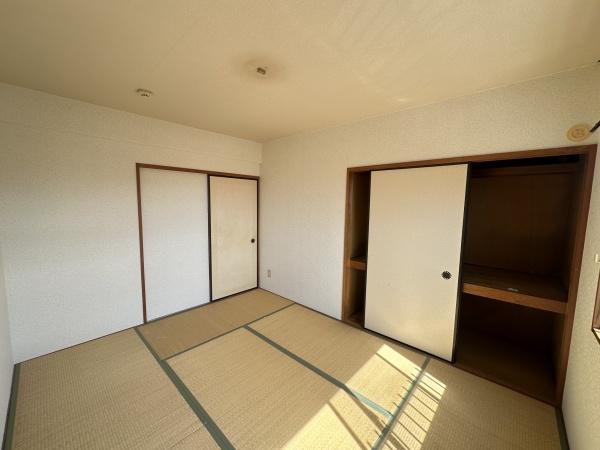 パレ・ロワイヤル弐番館