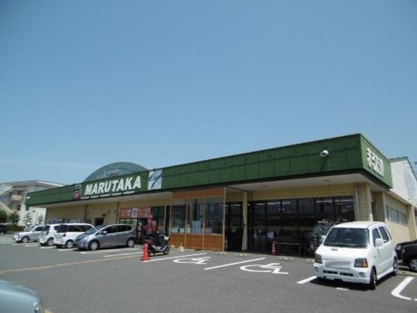 イリスハイツＡ棟(まるたか生鮮市場三城)