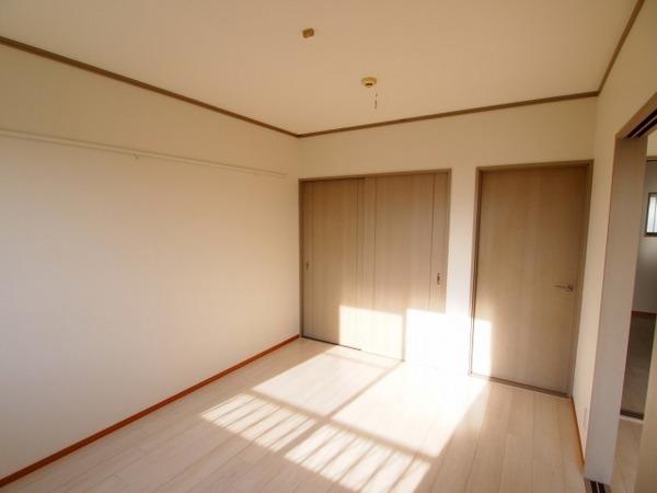 イリスハイツＡ棟