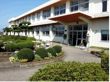 ロイヤルコート松並(大村市立西大村中学校)