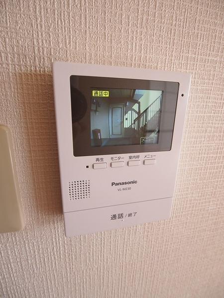 コモンライフ三城B棟