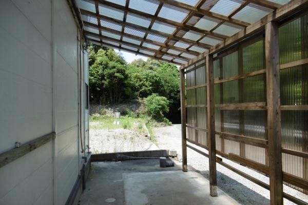 荒瀬町倉庫付貸事務所