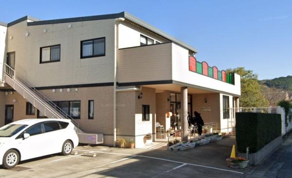 大村市上諏訪町の貸家(いけだこども園)