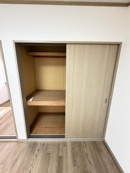 イリスハイツ　Ｂ棟