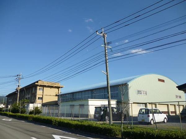 フレグランスエリカ(大村市立郡中学校)