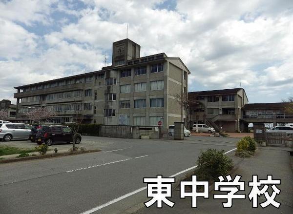 東金市田間のアパート(東金市立東中学校)